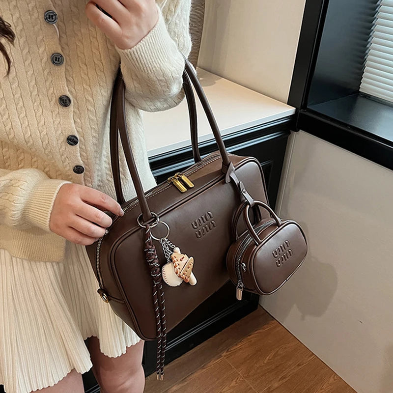 Brand New Fashion Luxury Designer Style Bowling Briefcase Premium Large Capacity Retro Commuter Bag Handbag Woman Tote Bag