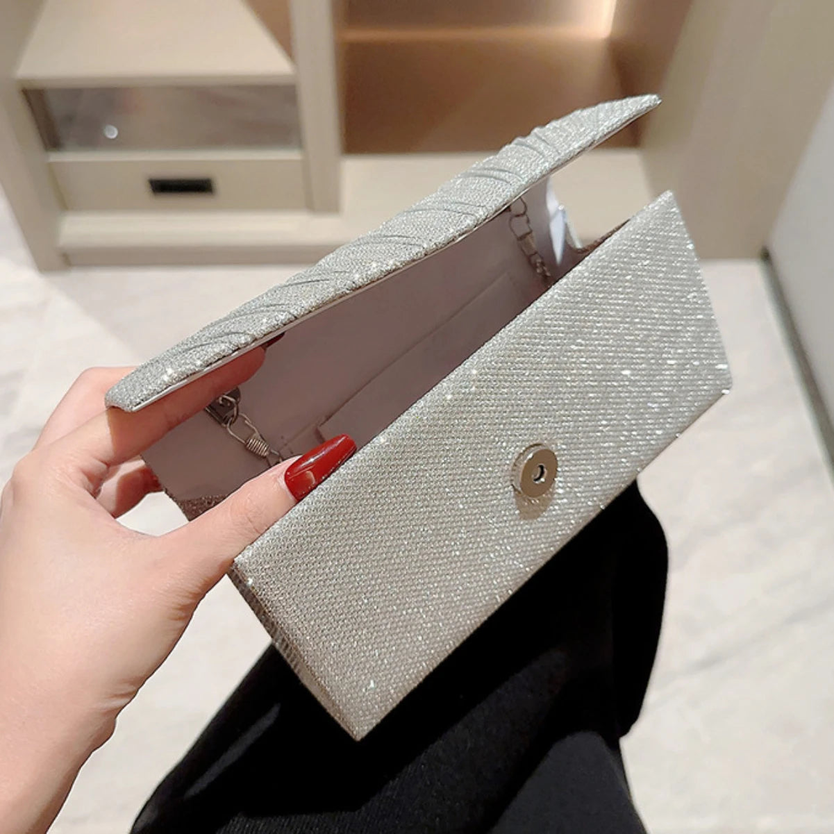 Ladies Glitter Silver Clutch Bag Envelope Evening Bag Fashion Elegant Long Purse Women Chain Shoulder Bags Wedding Party Handbag