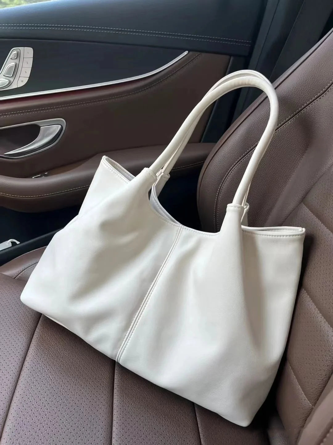 Simple White Shoulder Bag 2023 Women's PU Leather Soft Underarm Tote Bag School Large Capacity Bag Full Student Shopping Handbag