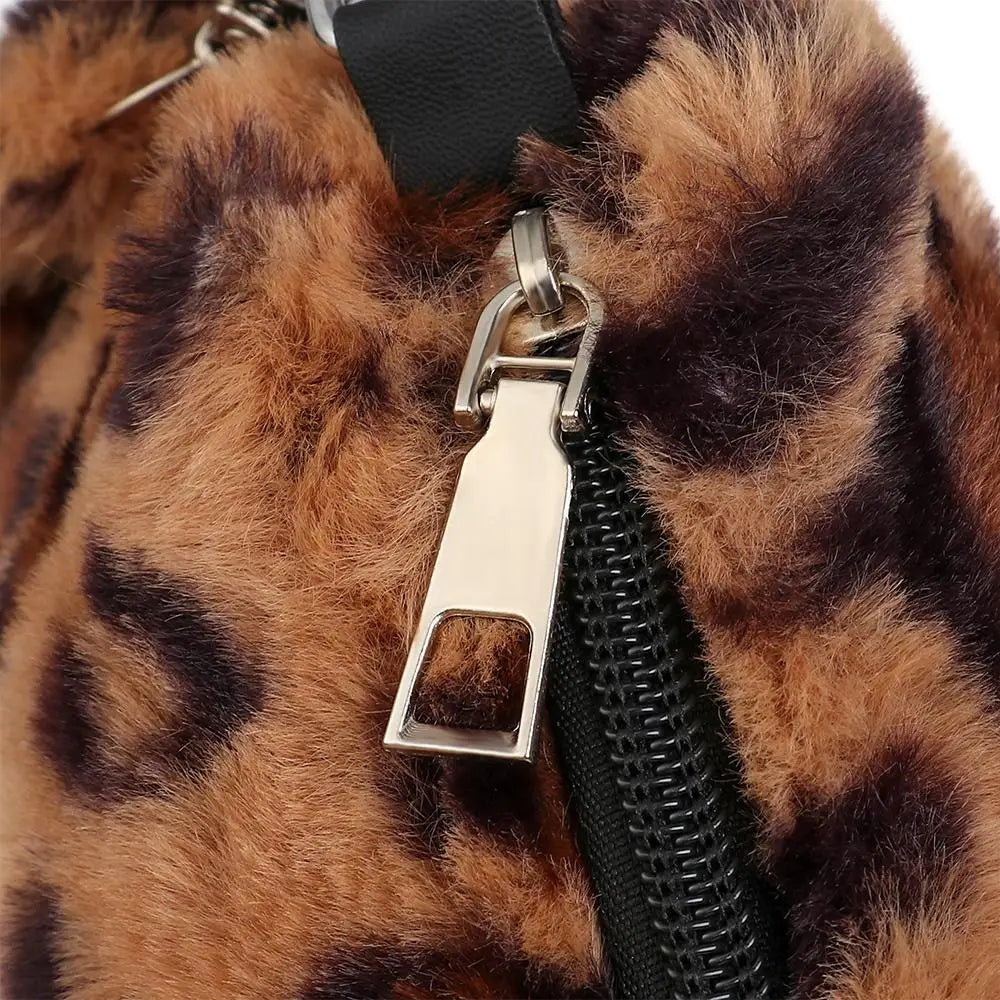 New Women's Casual Shoulder Bag Animal Print Leopard Plush Lady Shoulder Underarm Bag Female Messenger Bag Crossbody Bags