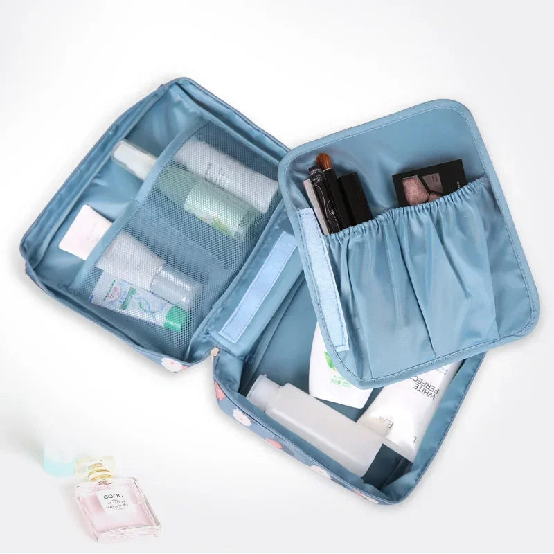 High Capacity Outdoor Girl Makeup Bag Women Cosmetic Bag Toiletries Organizer Waterproof Female Storage Make up Cases