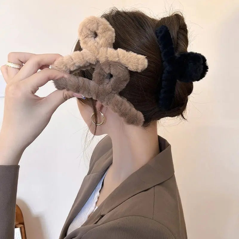 New 14cm Elegant Plush Hair Clip Claw Korean Fashion Extra Large Imitation Rabbit Plush Grab Cawl Clips Girl Hair Accessories