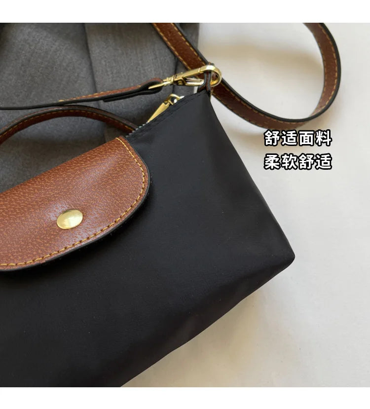 Retro Fashion Trend Hundreds of Shoulder Crossbody Women's Bag 2024 Early Spring New Niche Foreign Premium Feeling Handbag