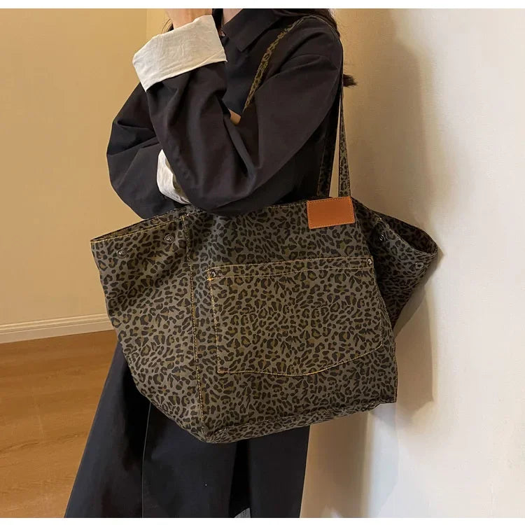 Oversized Leopard Prints Shoulder Bags for Women Deformable Canvas Large Capacity Shopping Totes 2024 Winter New Luxury Handbags