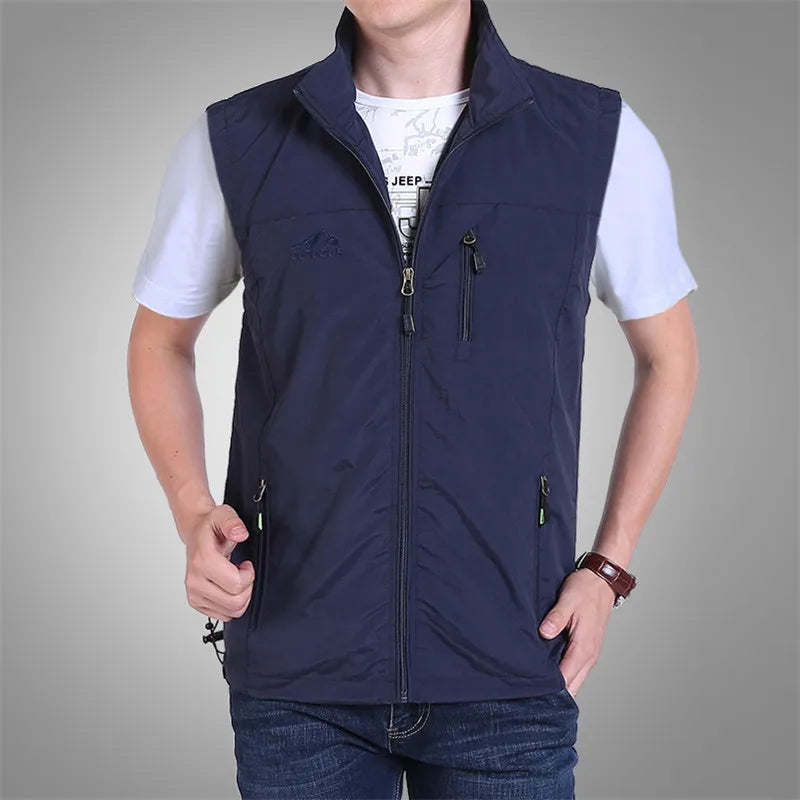 New Vests Man Thin Casual Wasitcoat for Men Vest with Many Pockets Summer for Men Zipper Regular Men's Waistcoat