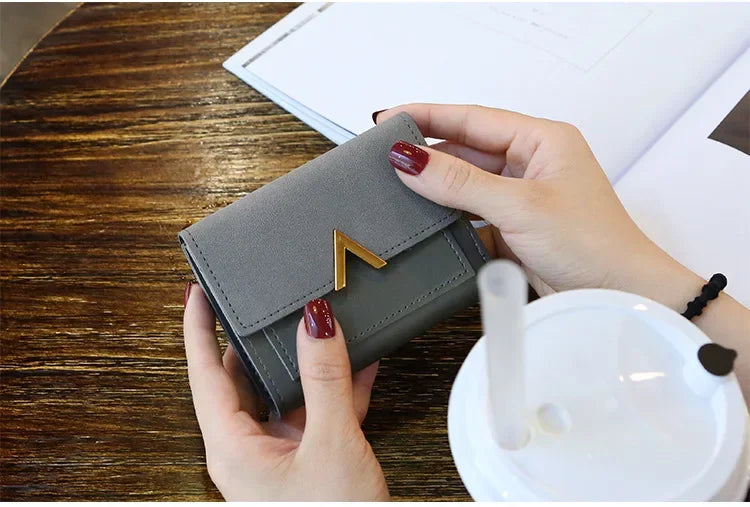 Leather New Women Purse Small Short Leather Wallet Luxury Brand Mini Female Fashion Wallets And Purse Credit Card Holder