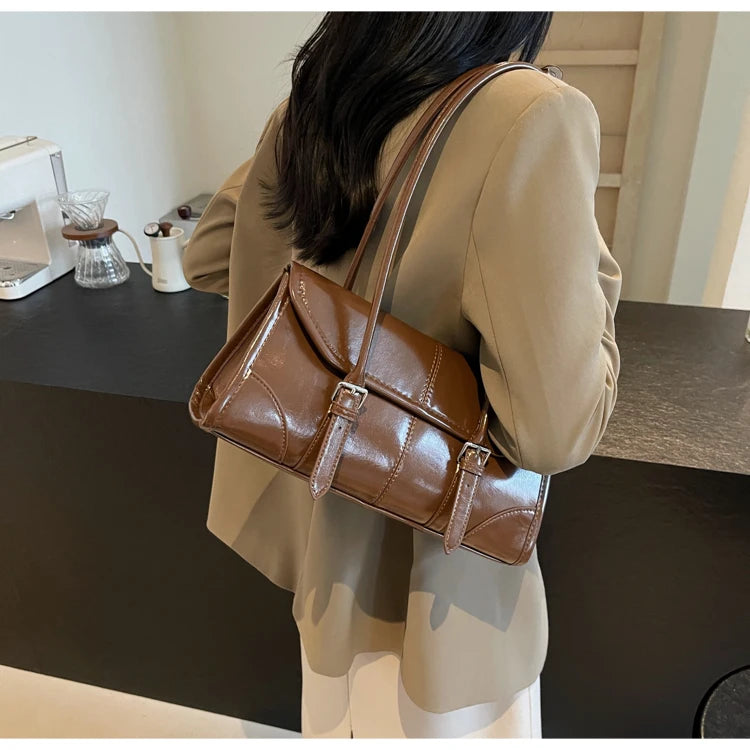 High End Burgundy Oil Wax Leather Underarm Bag Elegant Women's Magnetic Buckle Shoulder Bag Commuter Versatile Ladies Tote Bags