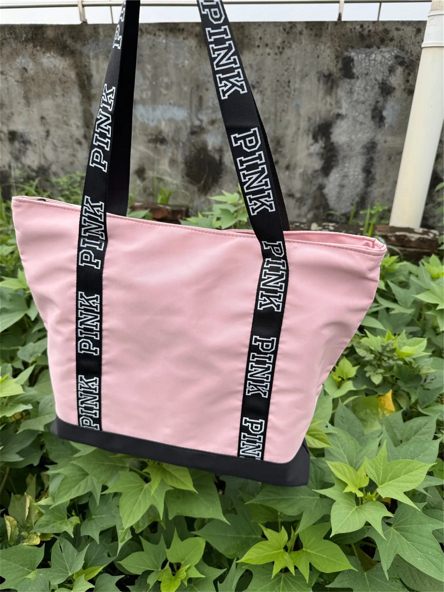 Sports Fitness Tote Bag Nylon Fabric Bags Women Handbag Pink Letter Graphic Tote Handbags Woman Shoulder Bags Casual