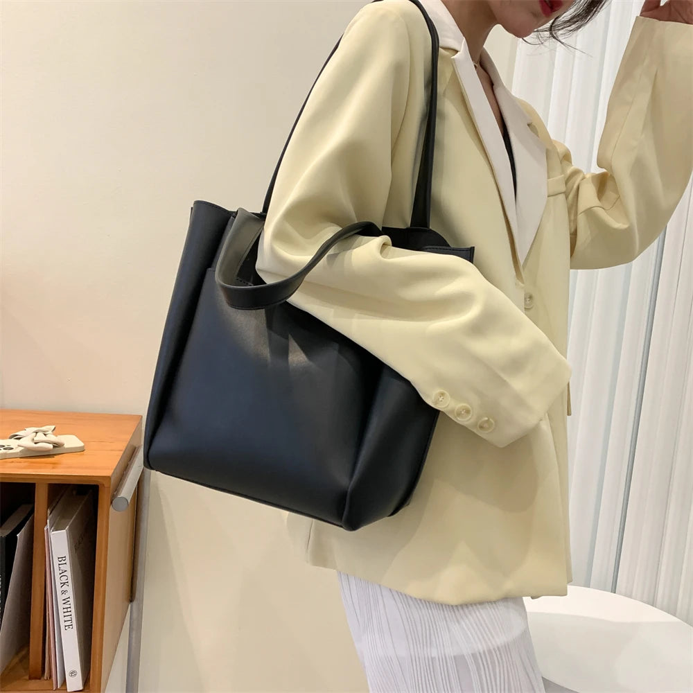 Sac fourre-tout décontracté en cuir souple de haute qualité pour femme, couleur unie, grande capacité, sac à bandoulière simple avec poche extérieure