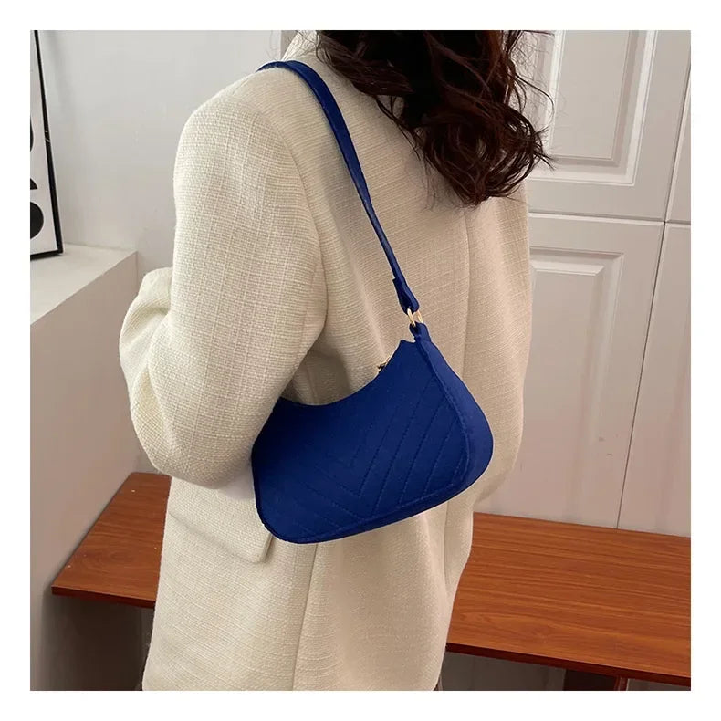 Sac à main tendance pour femmes, couleur unie, décontracté, sous les bras, pochette à bandoulière avec chaîne, sac fourre-tout en cuir pour dames