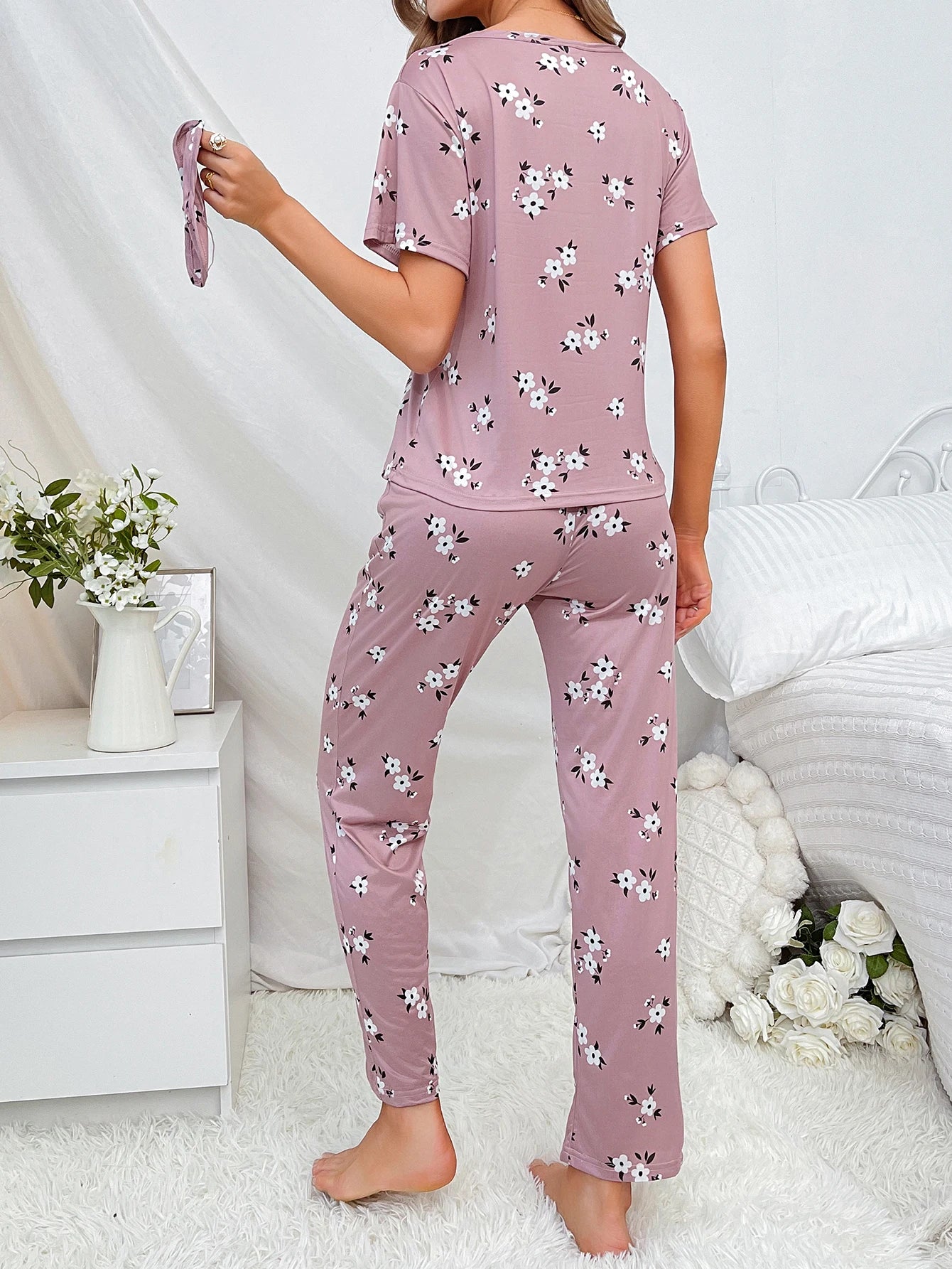 Nouveaux pyjamas à manches courtes pour femmes, vêtements de maison, motif d'amour, décontractés et confortables