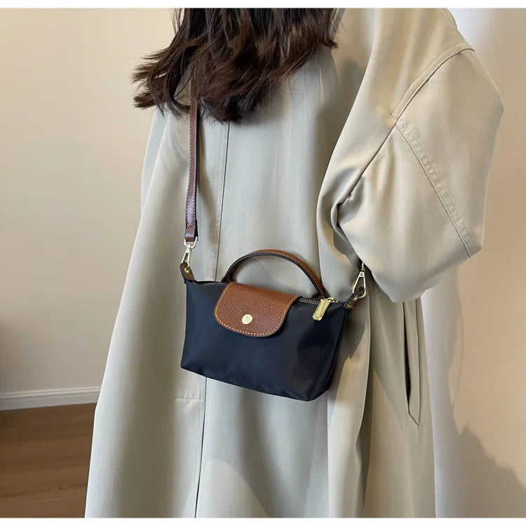 Retro Fashion Trend Hundreds of Shoulder Crossbody Women's Bag 2024 Early Spring New Niche Foreign Premium Feeling Handbag