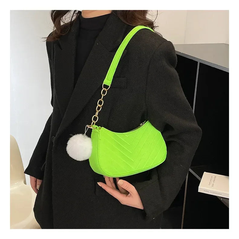 Sac à main tendance pour femmes, couleur unie, décontracté, sous les bras, pochette à bandoulière avec chaîne, sac fourre-tout en cuir pour dames