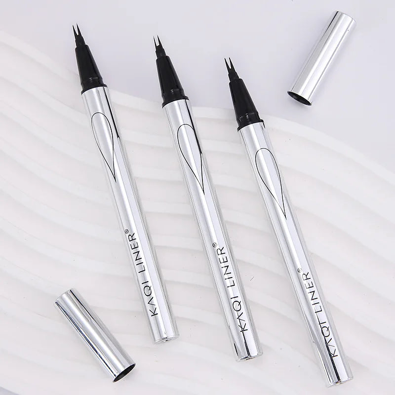 Crayon à sourcils microblading étanche avec applicateur à 2 pointes micro-fourchettes Les crayons à sourcils liquides créent des sourcils d'apparence naturelle