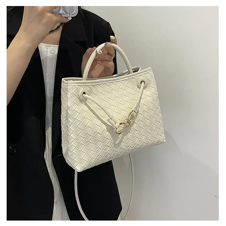 High end, large capacity handbag, women's simple woven bag, practical and versatile single shoulder crossbody bag