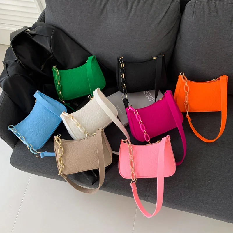 Autumn New Fashion Trend Simple Shoulder Bag Casual Crossbody Bag Retro Underarm Bag Design Advanced Texture Armpit Handbags