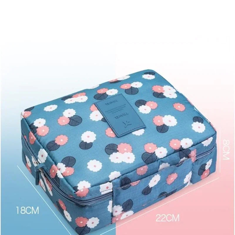 High Capacity Outdoor Girl Makeup Bag Women Cosmetic Bag Toiletries Organizer Waterproof Female Storage Make up Cases