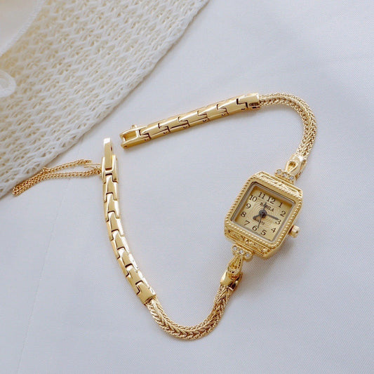 Small And Exquisite Fine Band Watch Retro Bracelet Square Model