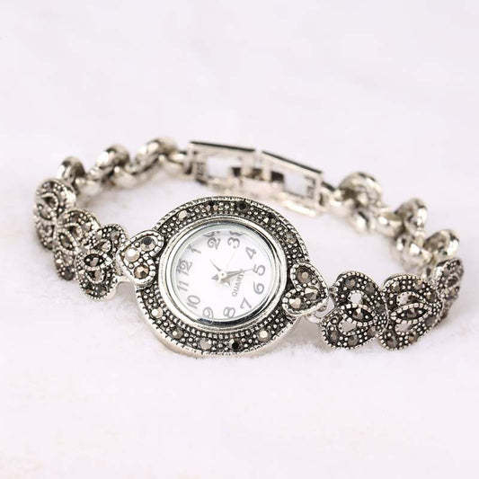 Montre Bohème Vintage Bracelet Coeur Cristal Strass